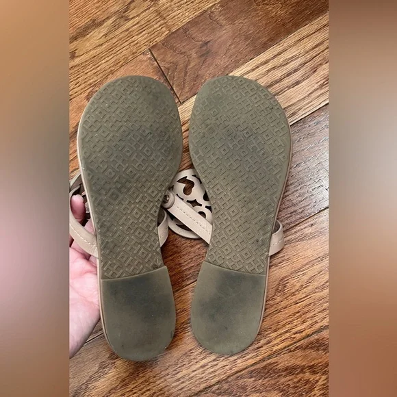 Tory Burch Women's Miller Soft Calf Leather Sandals Sz 7.5 - Picture 6 of 10